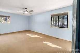 138 Woodhaven Dr, Hendersonville, NC 28739 - Photo 16