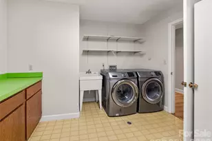 138 Woodhaven Dr, Hendersonville, NC 28739 - Photo 30