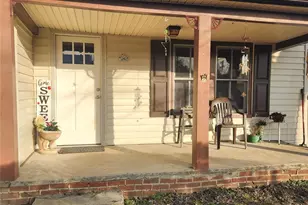 110 E Price St, Hendersonville, NC 28739 - Photo 2