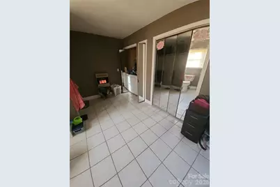 110 E Price Street, Hendersonville, NC 28739 - Photo 26