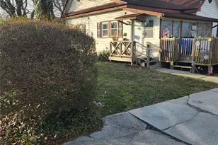 110 E Price St, Hendersonville, NC 28739 - Photo 4