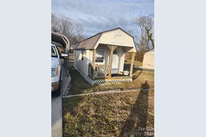 110 E Price Street, Hendersonville, NC 28739 - Photo 6