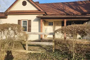 110 E Price St, Hendersonville, NC 28739 - Photo 1