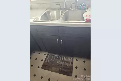 110 E Price Street, Hendersonville, NC 28739 - Photo 22