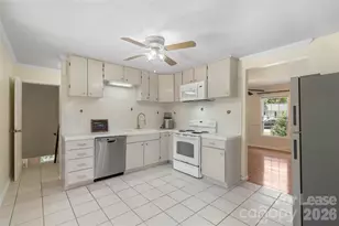 3124 Edsel Pl, Charlotte, NC 28205 - Photo 6