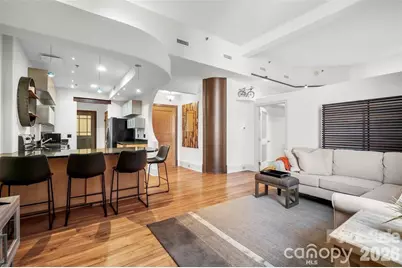 84 Walnut Street W #203, Asheville, NC 28801 - Photo 2