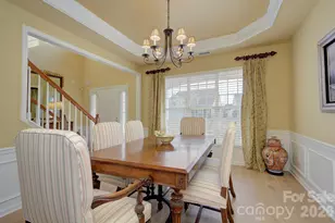 10219 Threatt Woods Dr, Charlotte, NC 28277 - Photo 4