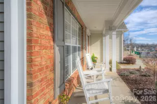 10219 Threatt Woods Dr, Charlotte, NC 28277 - Photo 32