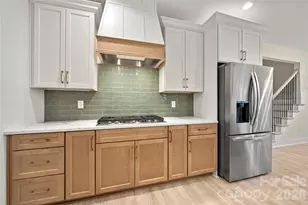 2592 Moon Crk Ln, Clover, SC 29710 - Photo 12