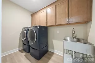 2592 Moon Crk Ln, Clover, SC 29710 - Photo 10