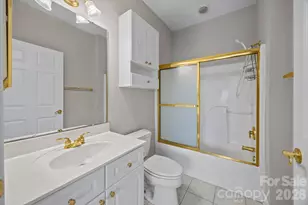 9285 Meadow Vista Rd, Charlotte, NC 28213 - Photo 20