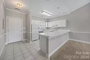 9285 Meadow Vista Rd, Charlotte, NC 28213 - Photo 4