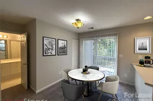 6041 Cougar Ln, Charlotte, NC 28269 - Photo 8