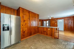 106 Scotland St, Black Mountain, NC 28711 - Photo 18