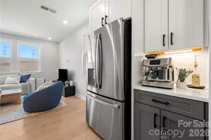 14028 Lake Home Ln, Charlotte, NC 28278 - Photo 12