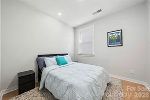 14028 Lake Home Ln, Charlotte, NC 28278 - Photo 16