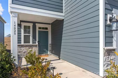 14028 Lake Home Lane, Charlotte, NC 28278 - Photo 2