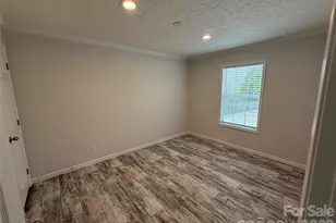 147 Titanium Dr, Statesville, NC 28625 - Photo 10