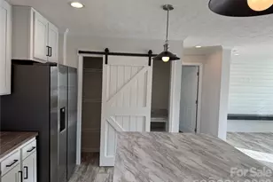 147 Titanium Dr, Statesville, NC 28625 - Photo 4