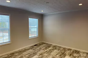 147 Titanium Dr, Statesville, NC 28625 - Photo 2