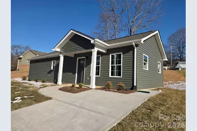 812 5th Avenue SW, Hickory, NC 28602 - Photo 1
