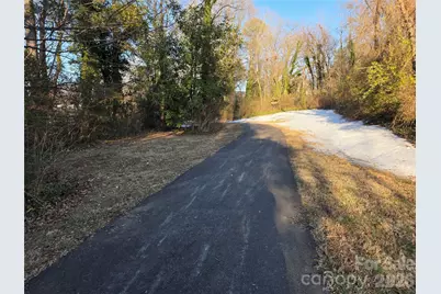 812 5th Avenue SW, Hickory, NC 28602 - Photo 16