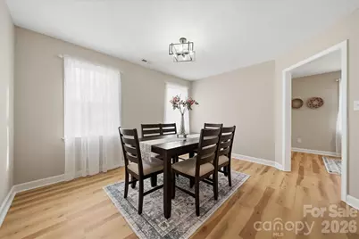 915 Barrington Drive NE, Lenoir, NC 28645 - Photo 10