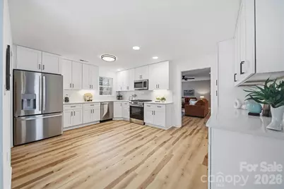 915 Barrington Drive NE, Lenoir, NC 28645 - Photo 14