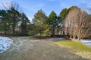 915 Barrington Dr NE, Lenoir, NC 28645 - Photo 40