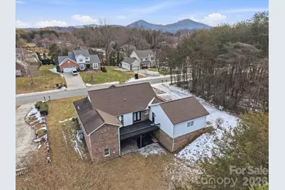 915 Barrington Drive NE, Lenoir, NC 28645 - Photo 46