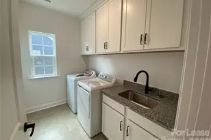 4016 Hickory Pl Ln, Pineville, NC 28134 - Photo 44