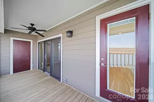 9817 Emerald Point Dr, Charlotte, NC 28278 - Photo 34