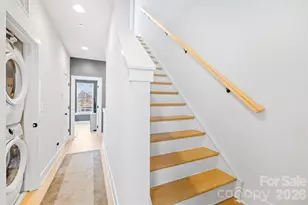 1130 Pegram Crossing Dr, Charlotte, NC 28205 - Photo 22