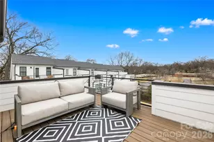 1130 Pegram Crossing Dr, Charlotte, NC 28205 - Photo 26