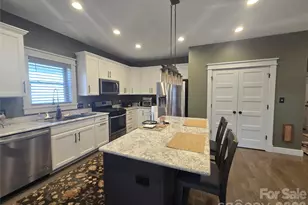 107 Beechmont Dr, Morganton, NC 28655 - Photo 20