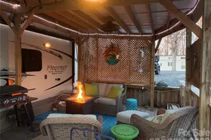 117 Pier Ave, New London, NC 28127 - Photo 12