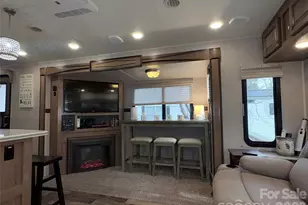 117 Pier Ave, New London, NC 28127 - Photo 4