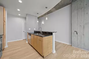 210 N Church St, Charlotte, NC 28202 - Photo 4