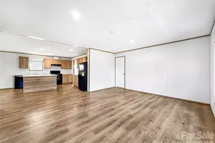 3925 Taylorsville Hwy, Statesville, NC 28625 - Photo 10