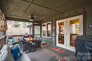 1600 Black Oak Dr, Sapphire, NC 28774 - Photo 24