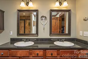 1600 Black Oak Dr, Sapphire, NC 28774 - Photo 20