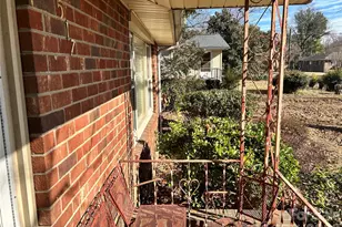 2517 Pear St, Greensboro, NC 27401 - Photo 4