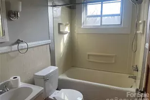 110 N Academy St, Mooresboro, NC 28114 - Photo 24