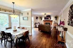 10001 White Cascade Dr, Charlotte, NC 28269 - Photo 16