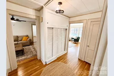 531 21st Avenue NE, Hickory, NC 28601 - Photo 6