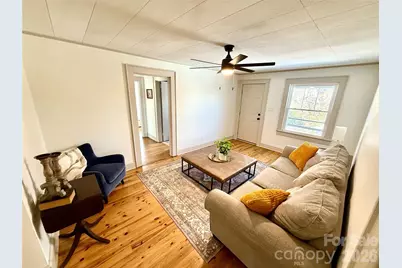 531 21st Avenue NE, Hickory, NC 28601 - Photo 10