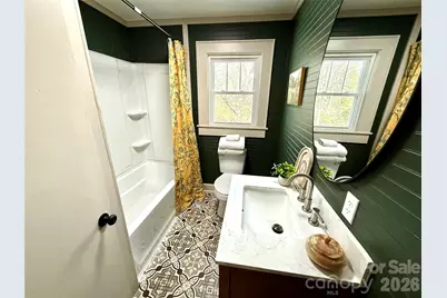 531 21st Avenue NE, Hickory, NC 28601 - Photo 12