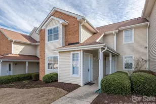 7811 Renaissance Ct, Charlotte, NC 28226 - Photo 2