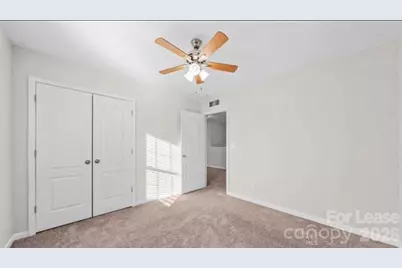 11203 Chapeclane Drive, Charlotte, NC 28278 - Photo 14