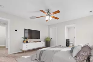 11203 Chapeclane Dr, Charlotte, NC 28278 - Photo 10